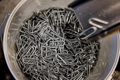Tornado 40 x 4.00mm Barbed Staples 10kg Bucket