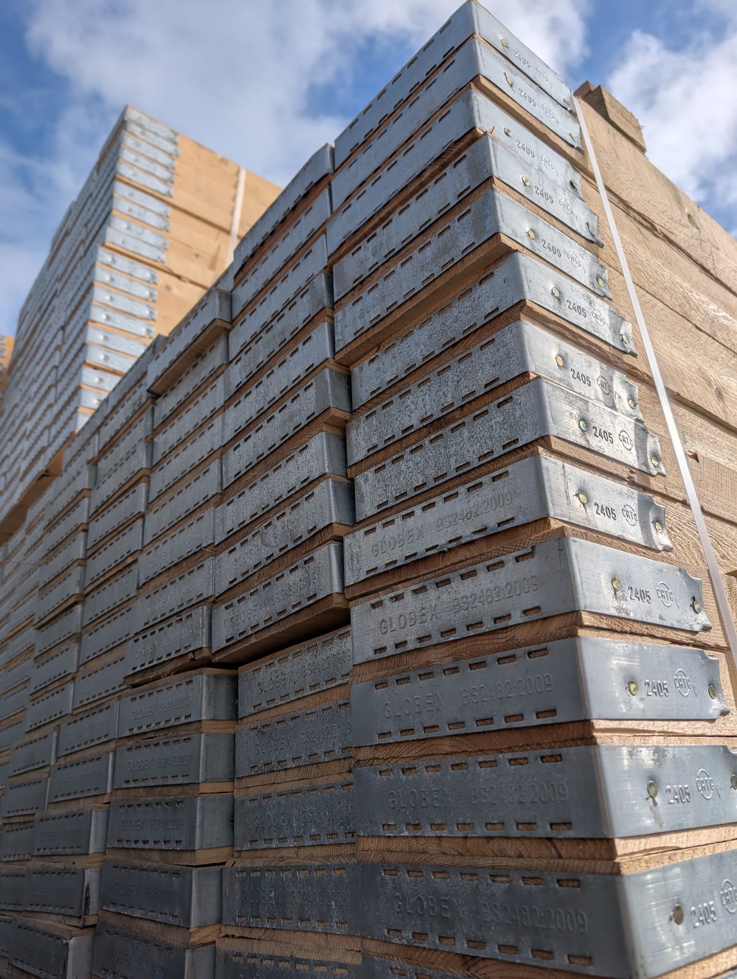 Scaffold Boards 2.42m BS2482