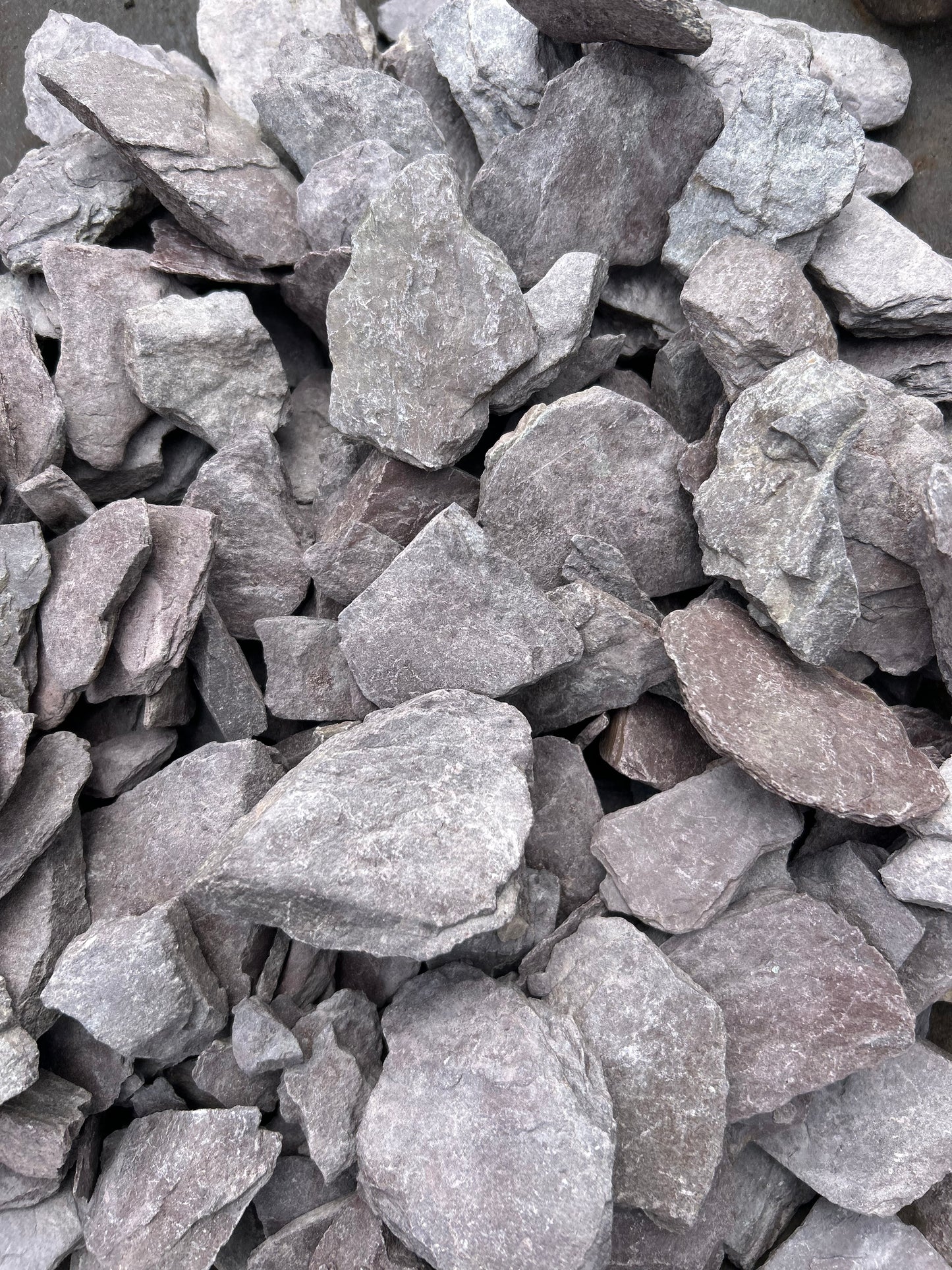Glenview Plum Slate 1 Tonne - Tonne bag 0.614m³