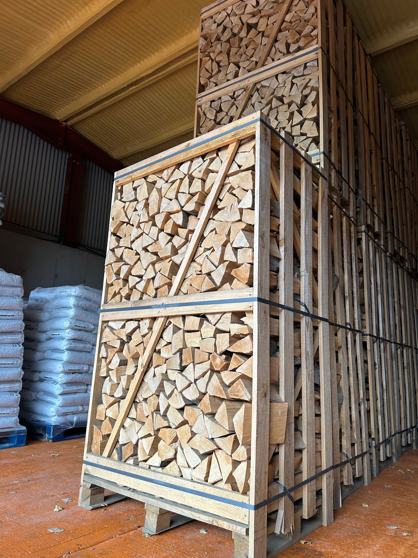 Kiln-Dried Crate Beech Firewood